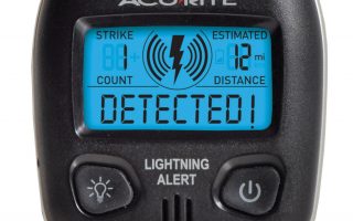 AcuRite 02020 Portable Lightning Detector